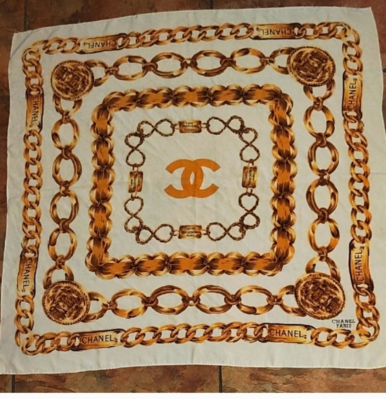 CHANEL Chain Print Gold And Cream Scarf/Wrap - Picture 1 of 7